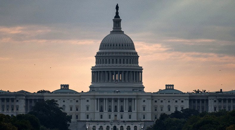 Senate passes defense bill that halts Gitmo closure, gives military aid to Kiev & Syrian rebels