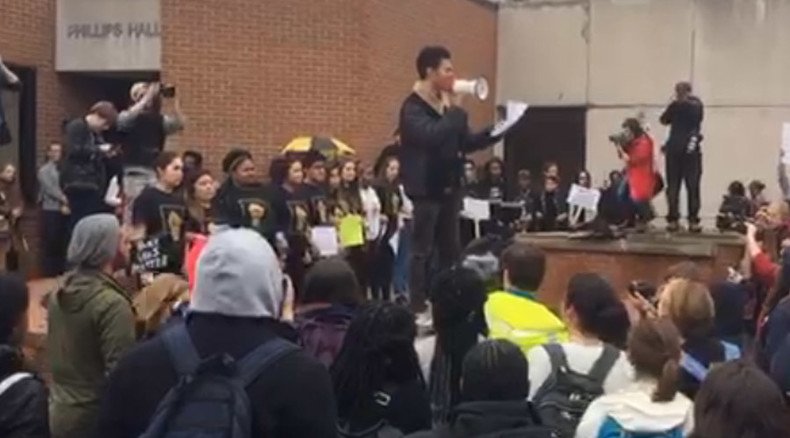 Ithaca College students stage walkout in solidarity with University of Missouri