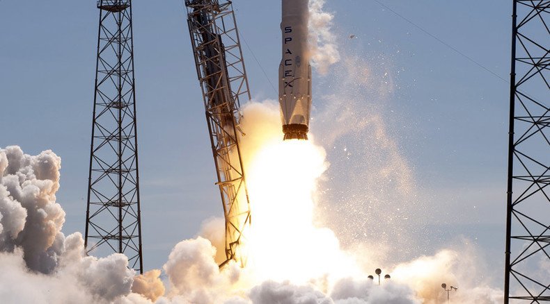 SpaceX poised to win first US military satellite launch as rival backs out
