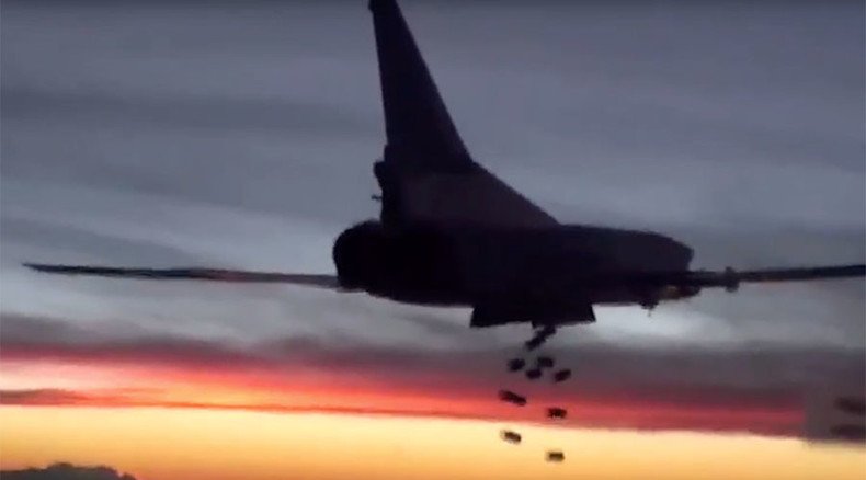 Russian strategic bombers hit ISIS positions with cruise missiles, smart bombs (VIDEO)