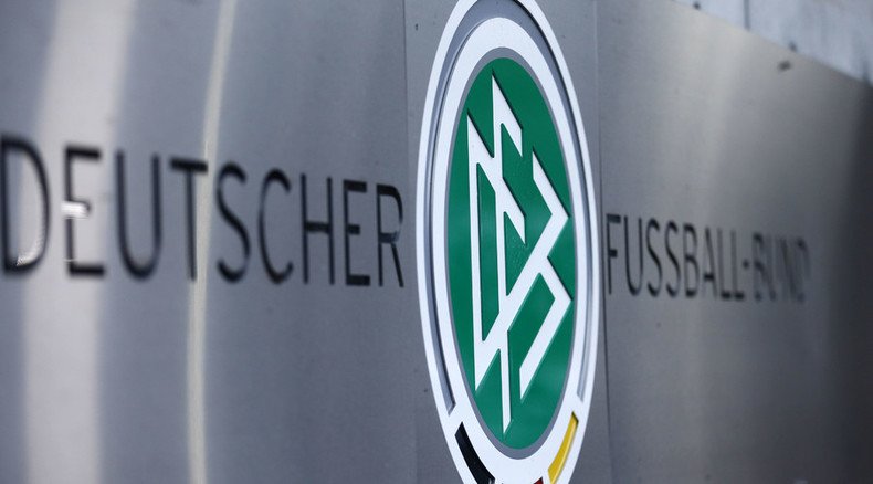 German FA remains in crisis following World Cup bribe allegations 