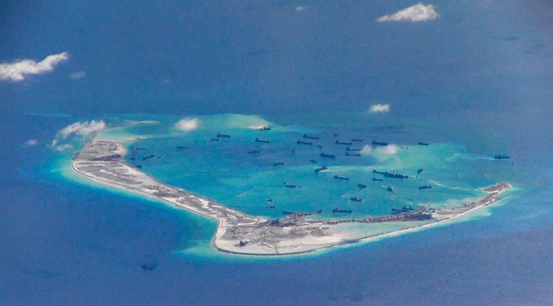 Chinese PM calls for direct talks over disputed S. China Sea islands
