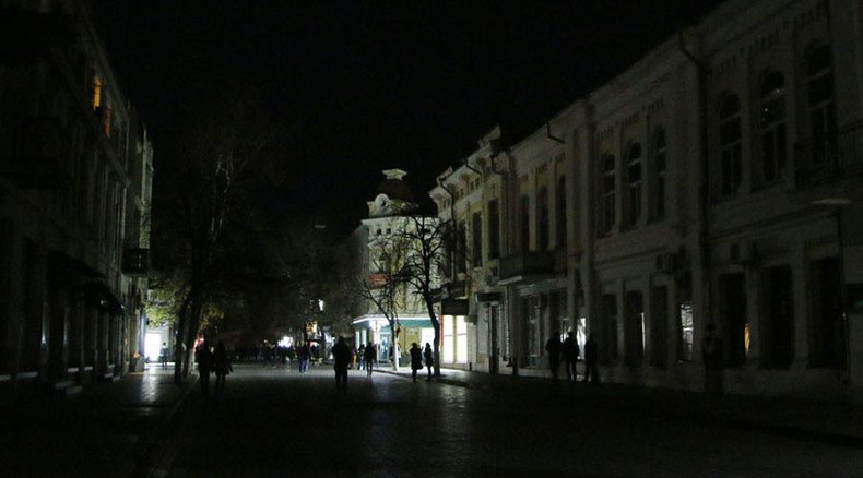 Almost 1.7mn Crimeans on emergency electricity supplies, no power coming from Ukraine (PHOTOS)