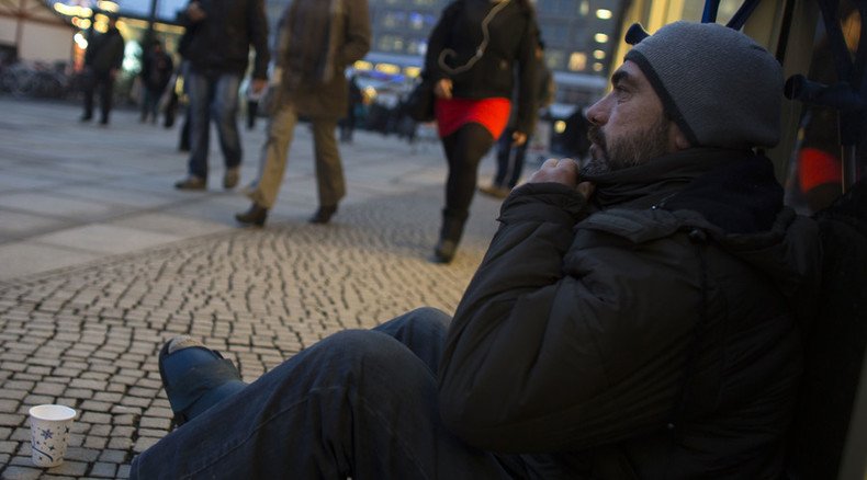 ‘Giving something back’: Syrian refugee saves his welfare to feed homeless in Berlin