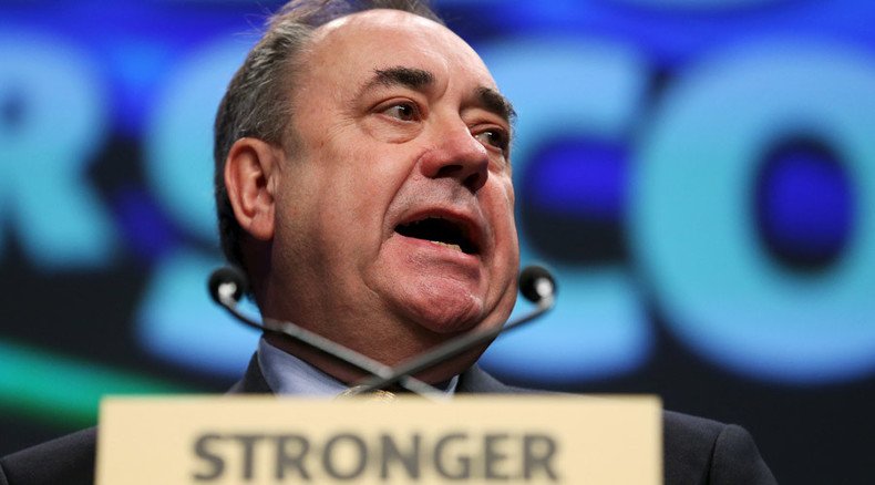 Salmond fires back at ‘crass’ claims he dodged Syria statement to unveil portrait