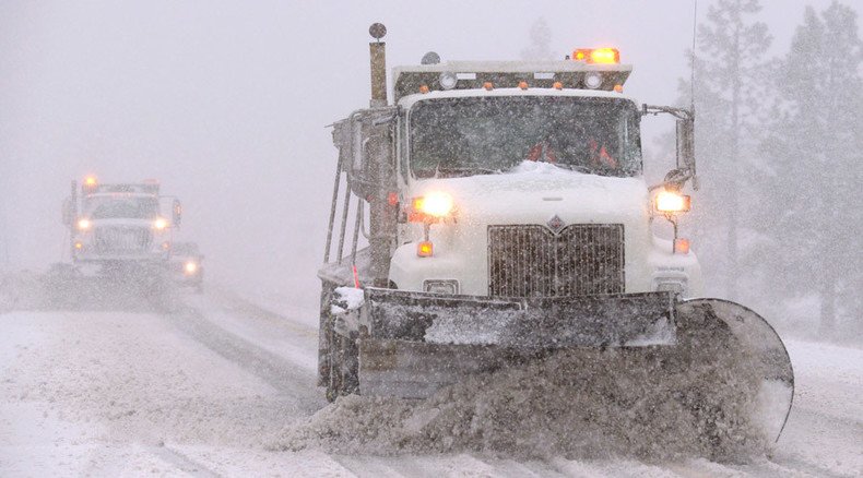 At least 14 dead as storms & ice wreak havoc across US Midwest 