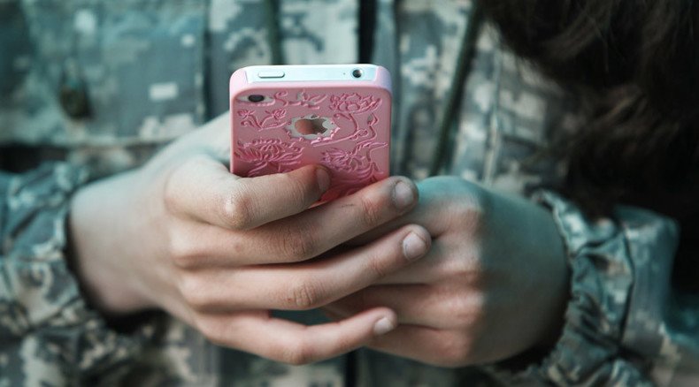 ‘Stop criminalizing teens for sexting,’ says parliamentary report
