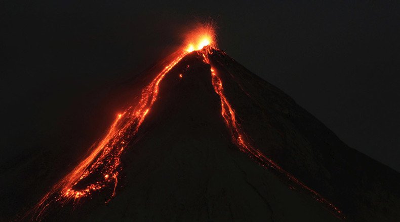 Stunning images show Guatemala's 'Volcano of Fire' increasing activity (PHOTOS, VIDEOS)