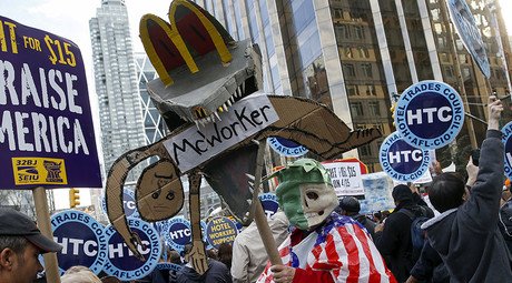 Workers in 200+ cities nationwide rally for higher minimum wage