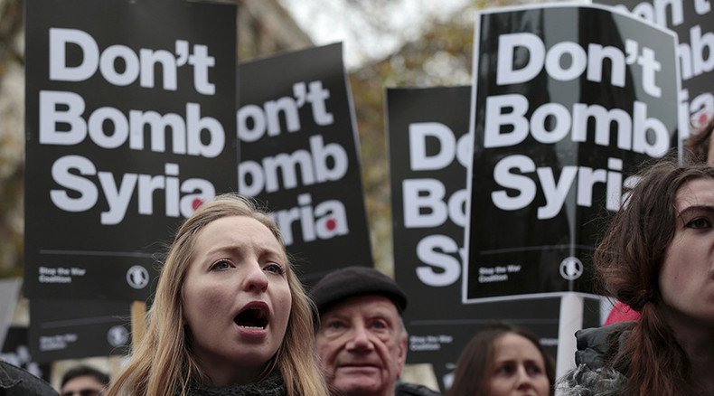 Veterans to join last-ditch protest to stop Britain bombing Syria