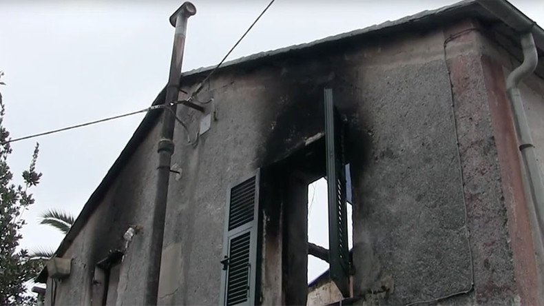 PAW-some! Heroic cats save elderly woman from burning building 