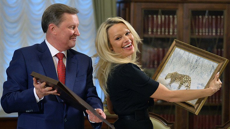 Pamela Anderson pushing for animal rights in Kremlin