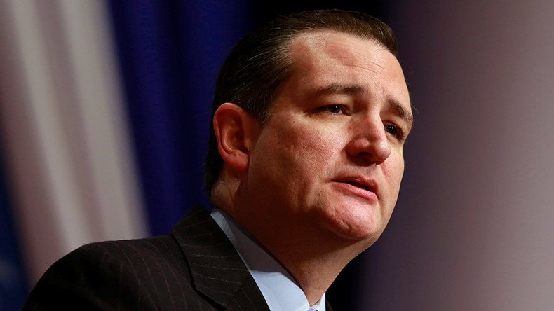 Cruz campaign creeps on Facebook user data in search of advantages