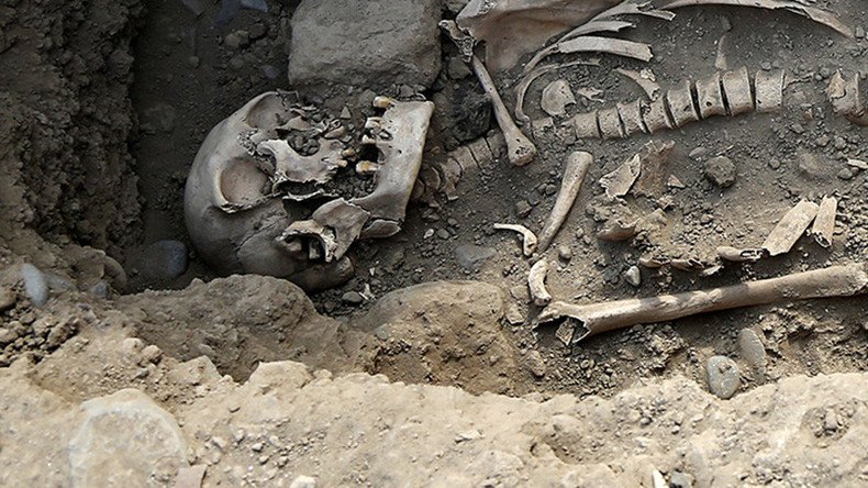 Mutilated 6,000yo skeletons show Neolithic people maybe not as peaceful as thought