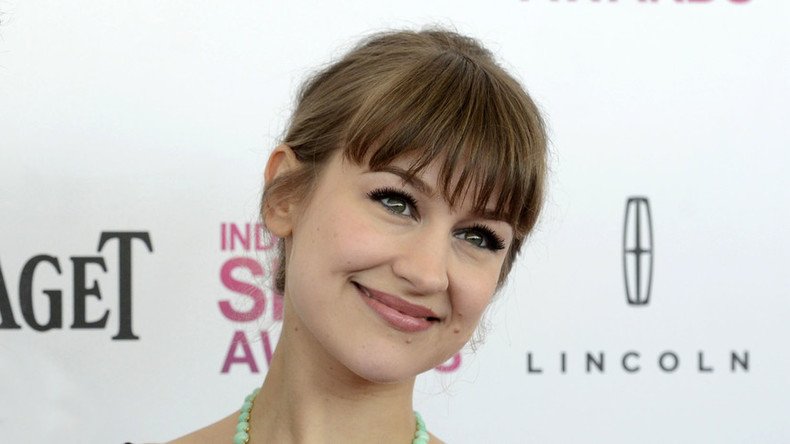 Joanna Newsom Talks ‘Divers,’ Kendrick Lamar, & Teaches Larry to Play the Harp