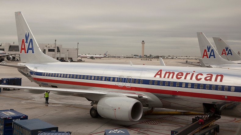 Bomb squad at Miami airport as ‘suspicious activity’ grounds American Airlines flight from Paris