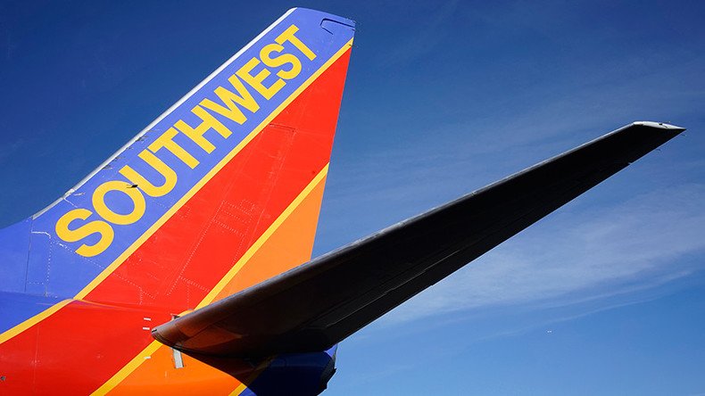 8 injured after Southwest Airlines plane crash lands in Nashville