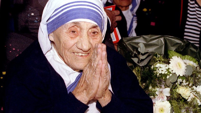Mother Teresa to become Catholic saint as Pope Francis recognizes 2nd miracle