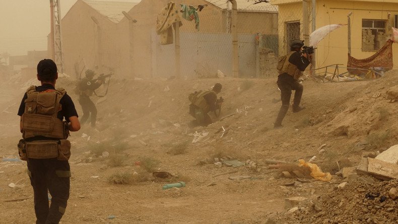 Iraqi army urges civilians to leave IS-controlled Ramadi ahead of possible assault