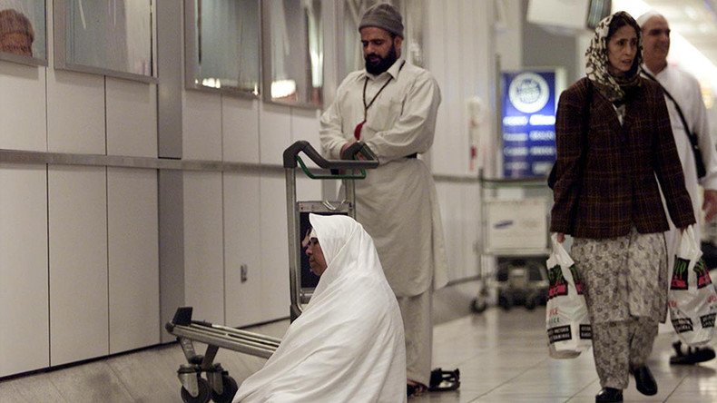 Over 20 Muslim families recently denied entry to US – British imam