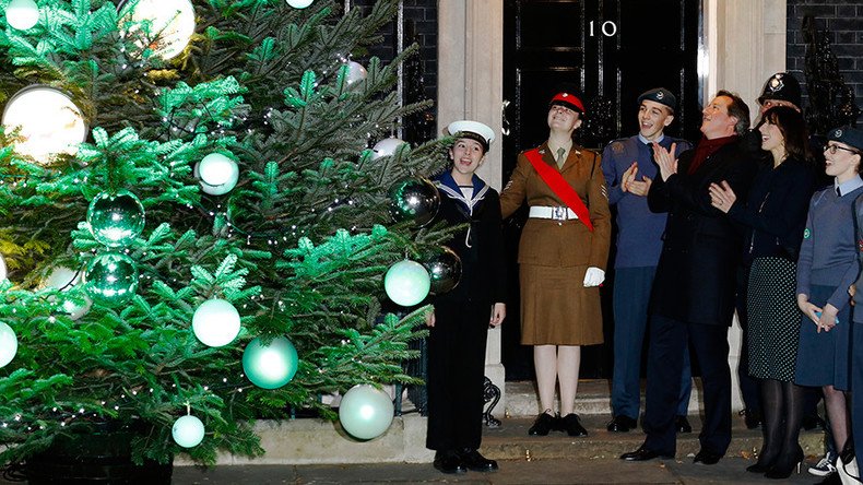 ‘Cameron a hypocrite for applauding NHS staff in Christmas message’ – Ken Loach