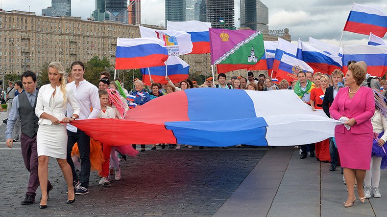 St. Pete lawmaker proposes ban on foreign flags at Russian rallies