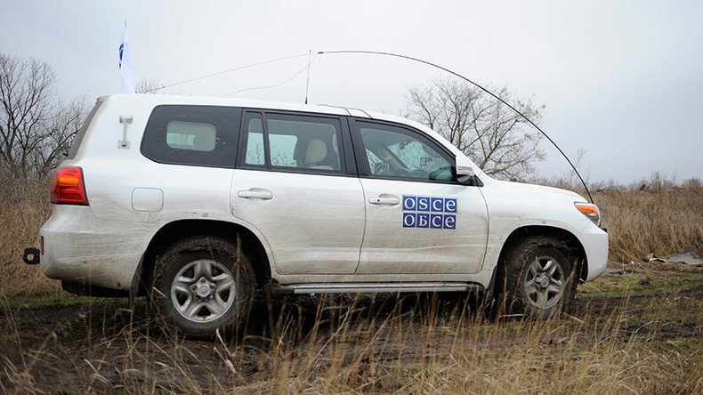 OSCE observers, journalists under fire in E. Ukraine