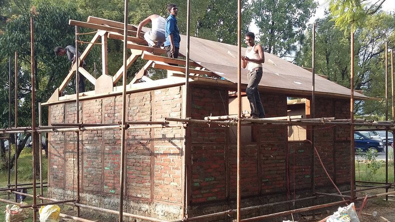 Nepal rebuilds with quake-proof Japanese designs