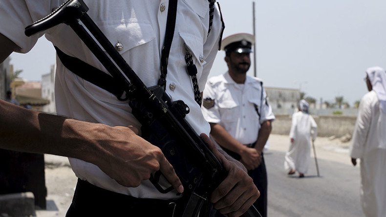 Bahrain detains journalist after sensitive anti-govt report – activists