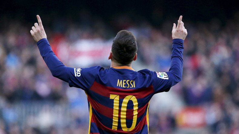 Lionel Messi plays 500th game for Barcelona, scores in 4-0 win over Betis