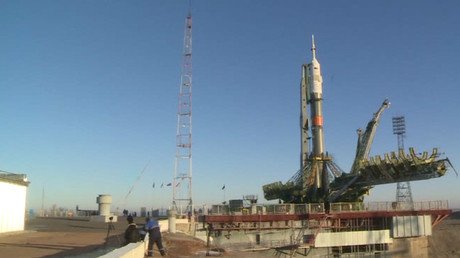 Soyuz spacecraft ready for launch, 1st Brit on board since 1991 (VIDEO)