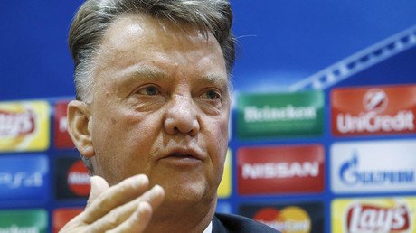 Manchester United in crisis: Is the club right to back Louis van Gaal?