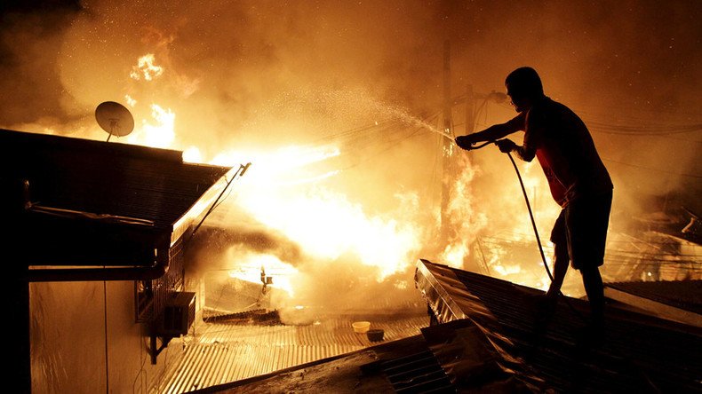 How not to New Year: 380 injured by fireworks in Philippines, 800 cars torched in France 
