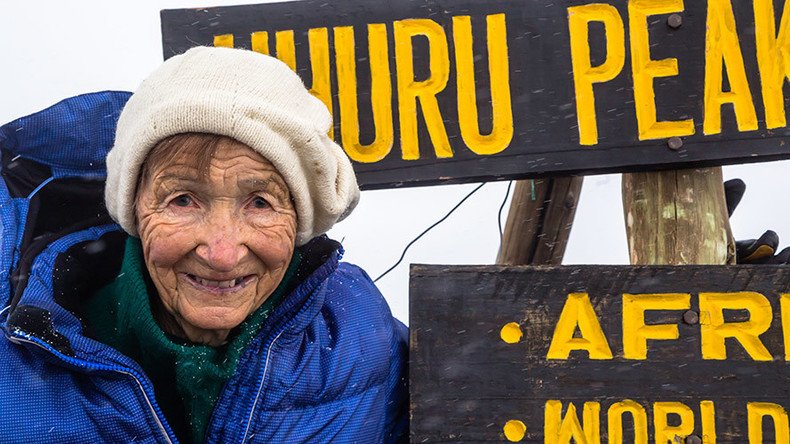 86yo woman conquers Kilimanjaro, dances up the mountain (PHOTOS, VIDEO)