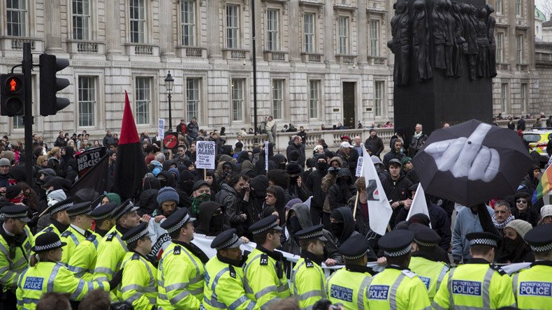 Pegida UK unveils new ultranationalist leader