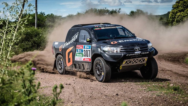 Speeding during Dakar race lands Russian team 1-minute fine