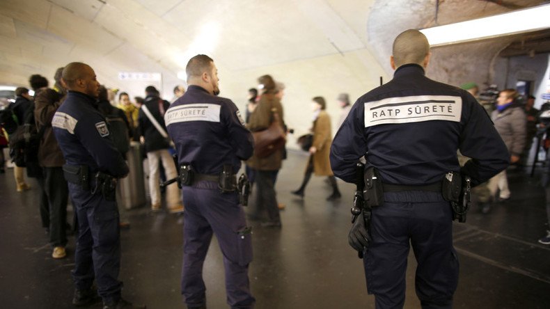 Jihadists could pose as homeless people to launch Paris metro terror attacks – French politicians