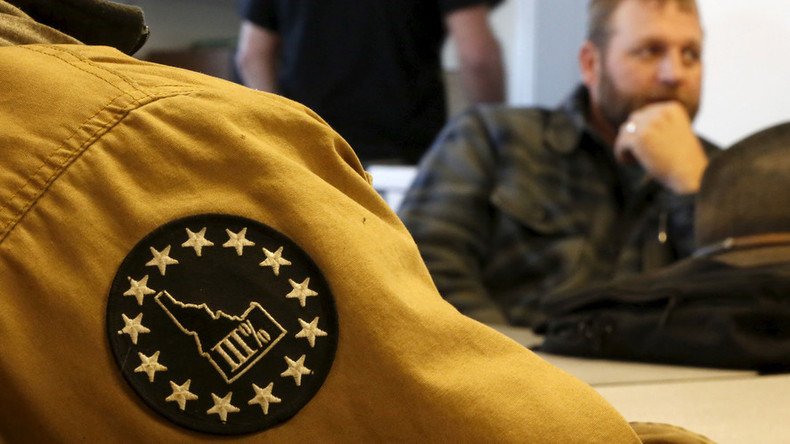Neighboring sheriff endorses Oregon militants as they negotiate withdrawal with Feds