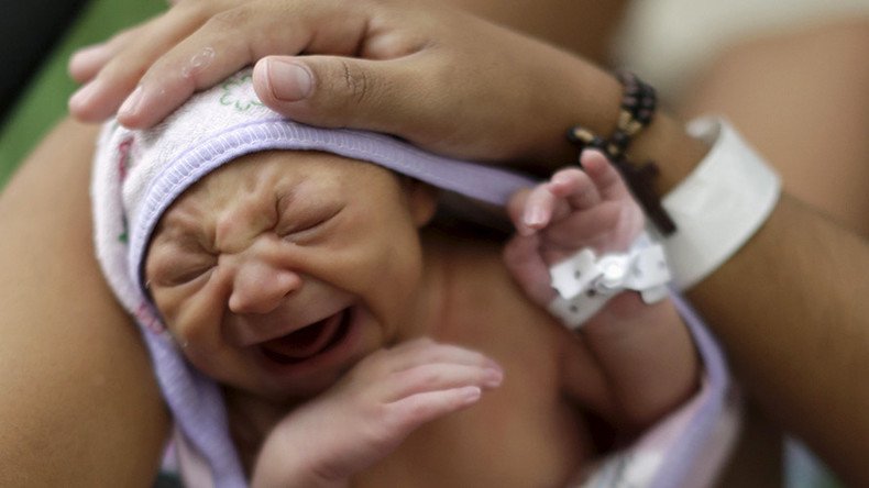 Zika warning: British travelers advised to use condoms, delay trying for a baby