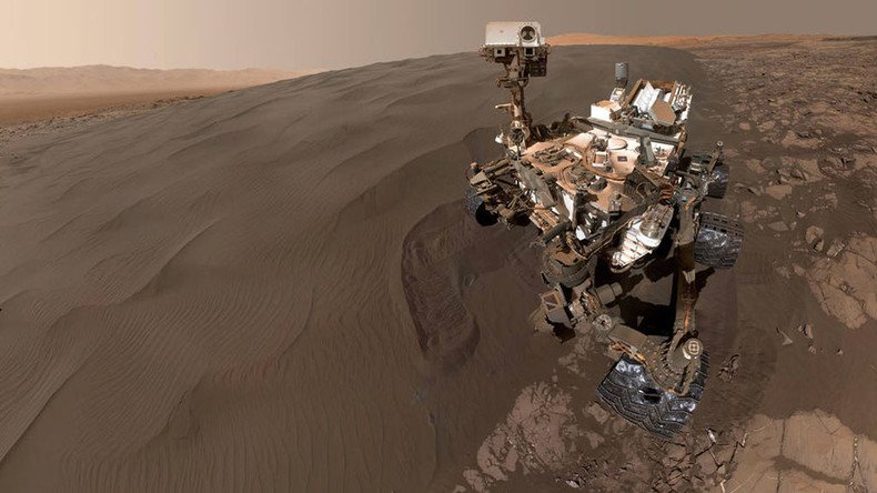 NASA Curiosity rover snaps selfies on Martian sand dune (PHOTOS)