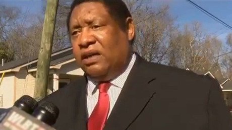 Mississippi lawmaker wants ‘black leadership’ to team up & throw rocks at police