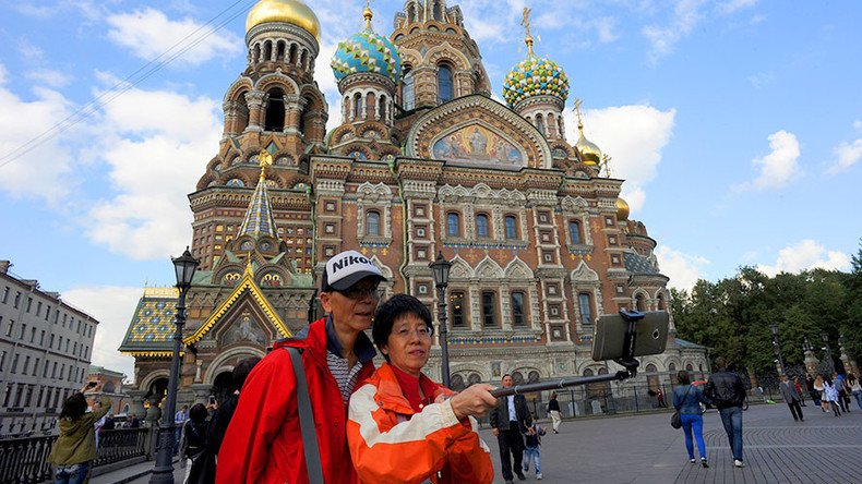 Chinese tourists spent $1 billion on holidays in Russia last year