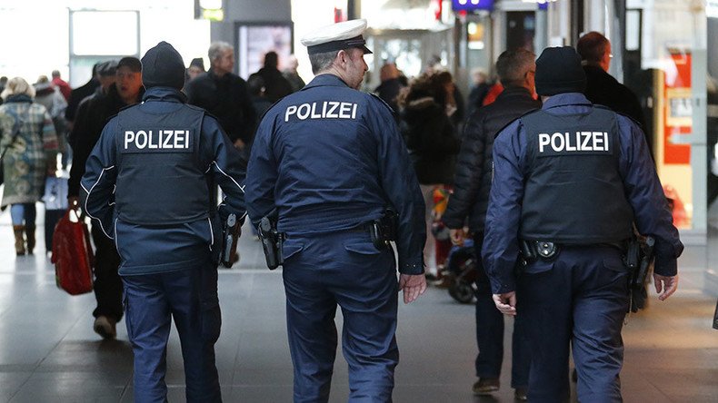 German police detain 4 alleged Islamists suspected of plotting attacks in Berlin