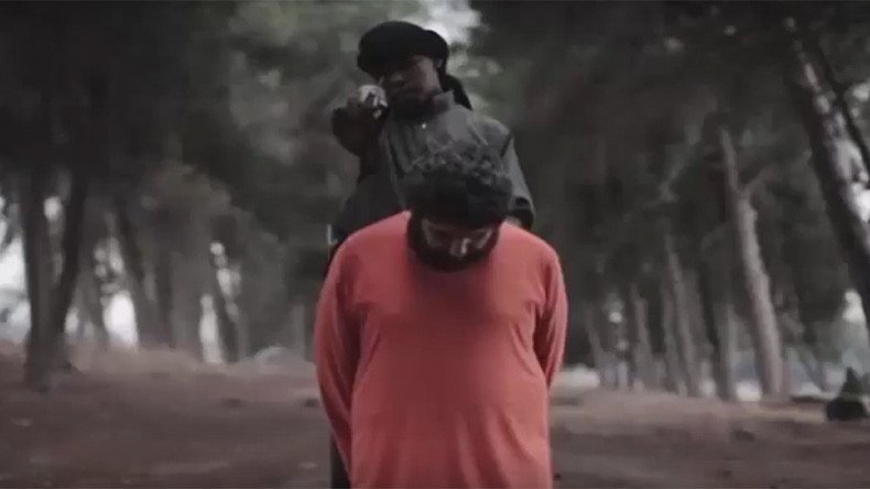 ISIS child soldier beheads captive, threatens ‘US soldiers’ in new gruesome video