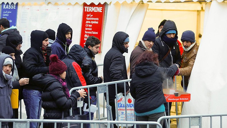‘Detention & removal’ centers needed to control refugee flows – EU migration chief