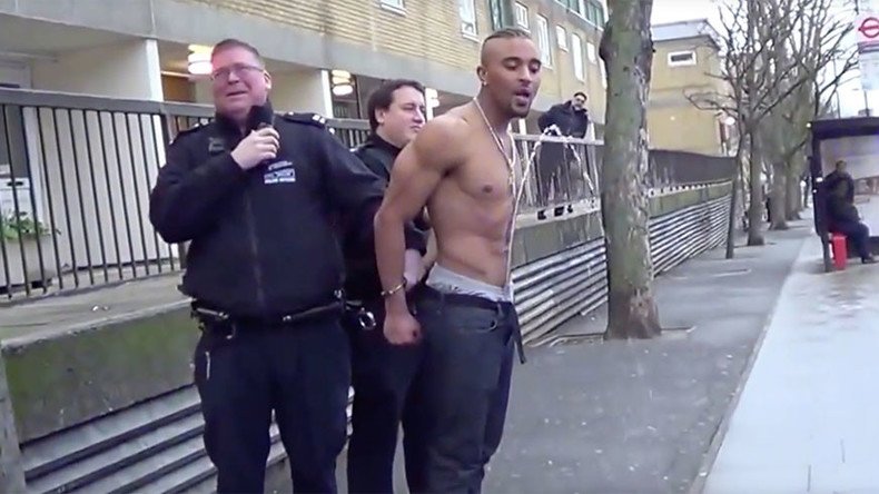 Urine trouble now: Londoner creates wee fountain during arrest by cops (VIDEO)