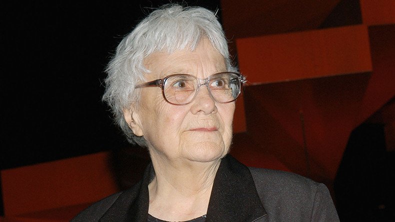 'To Kill A Mockingbird' author Harper Lee dead at 89