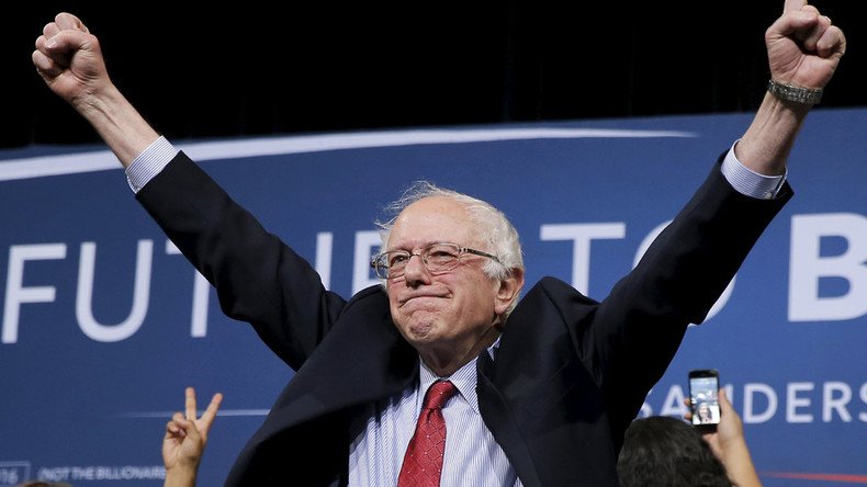Bernie takes lead over Hillary in new national poll — RT The Big Picture