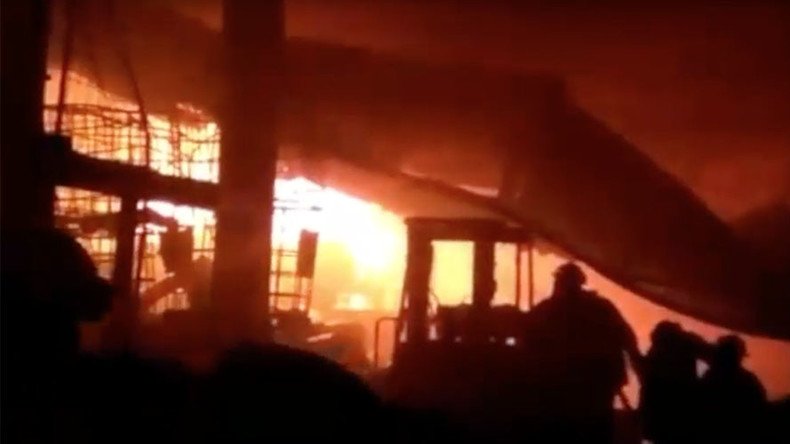 Massive fire as 3 explosions rock factory in Mexico – reports