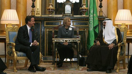 Cameron brags of ‘brilliant’ UK arms trade as EU embargoes Saudi